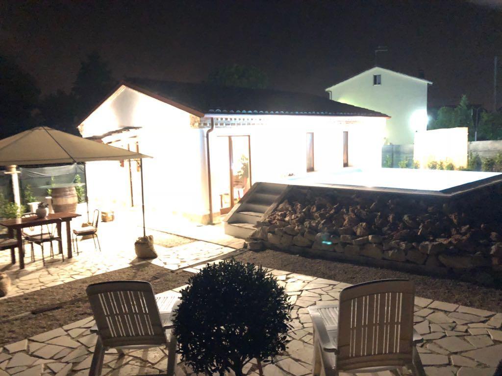 Bed and Breakfast Il Giardino Di Epicuro Рокка-Сан-Джованни Экстерьер фото